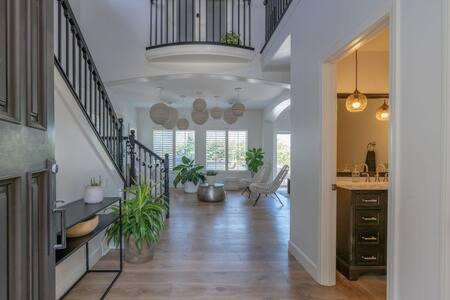 Carlsbad Dream House With Hot Tub Walk To Beach Kültér fotó